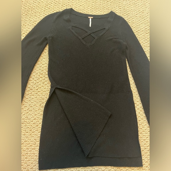 Free People Sweater - Picture 6 of 8